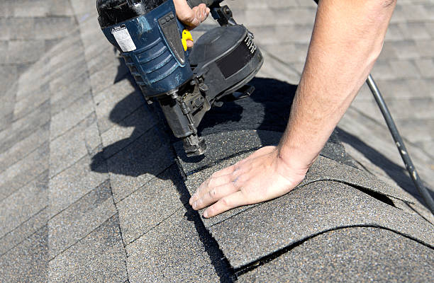 Best Roof Insulation Installation  in Buttonwillow, CA